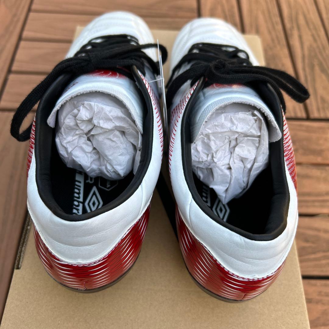 アンブロ　アクセレイター b v３ HG