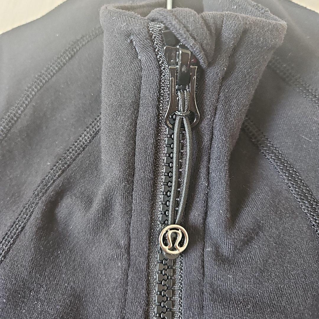 Lululemon Define Jacket サイズ2