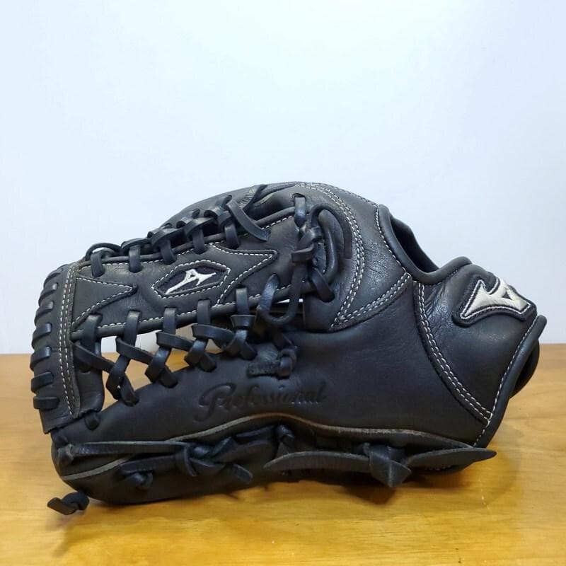 ミズノ イチローモデル プラチナカラー 左投げ用 児童用 外野用 軟式グローブ