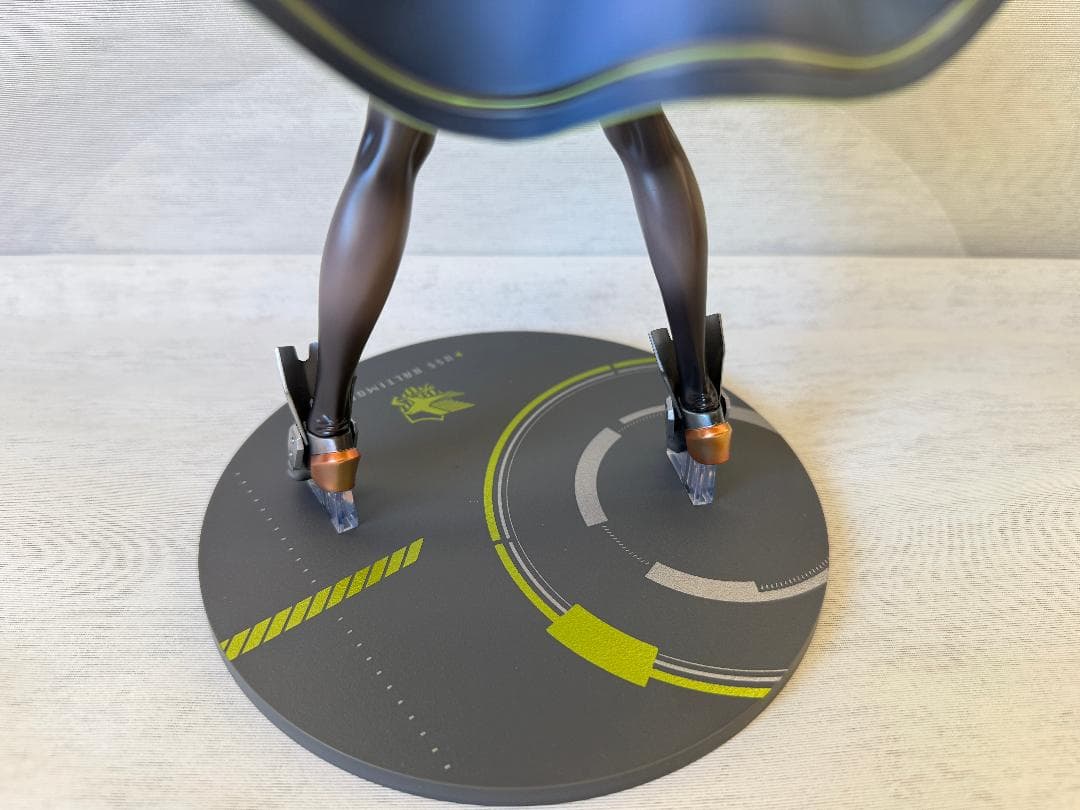 【送料無料】アズールレーン ボルチモア 軽装Ver アルター 1/7 フィギュア