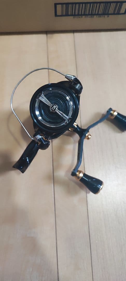 ダイワ　23レガリス　LT3000-CXH ゴメクサス　ダブルハンドル　美品