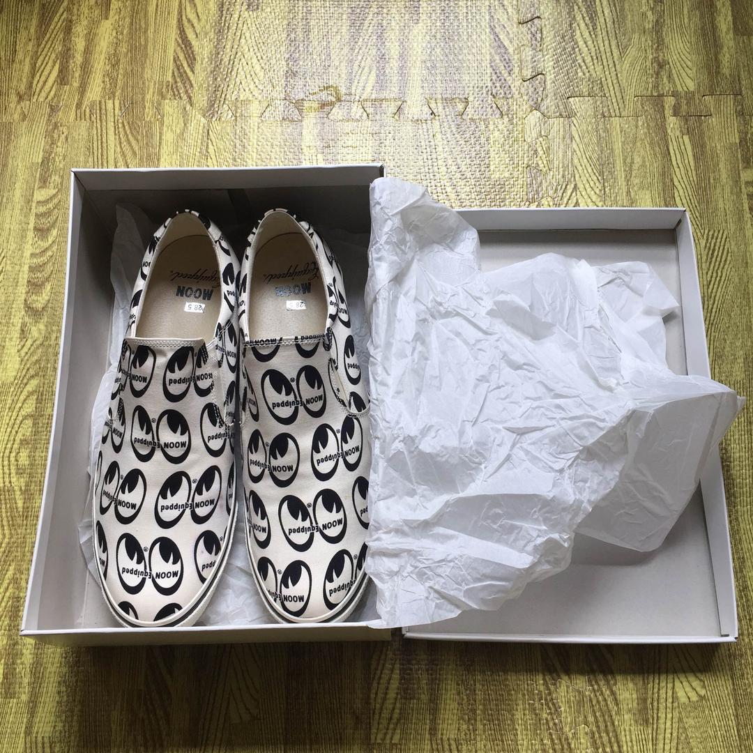 ムーンアイズ MOONEYES スリップオン デッキシューズ NOT VANS