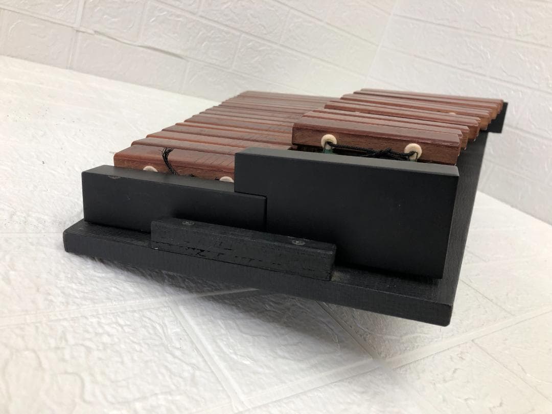 廃盤品 YAMAHAヤマハ 32音 卓上木琴 マレット・スタンド付