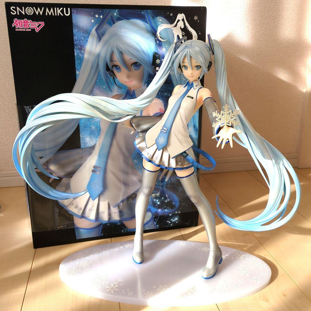 雪ミク  MIKU 1/4スケール フィギュア 初音ミク