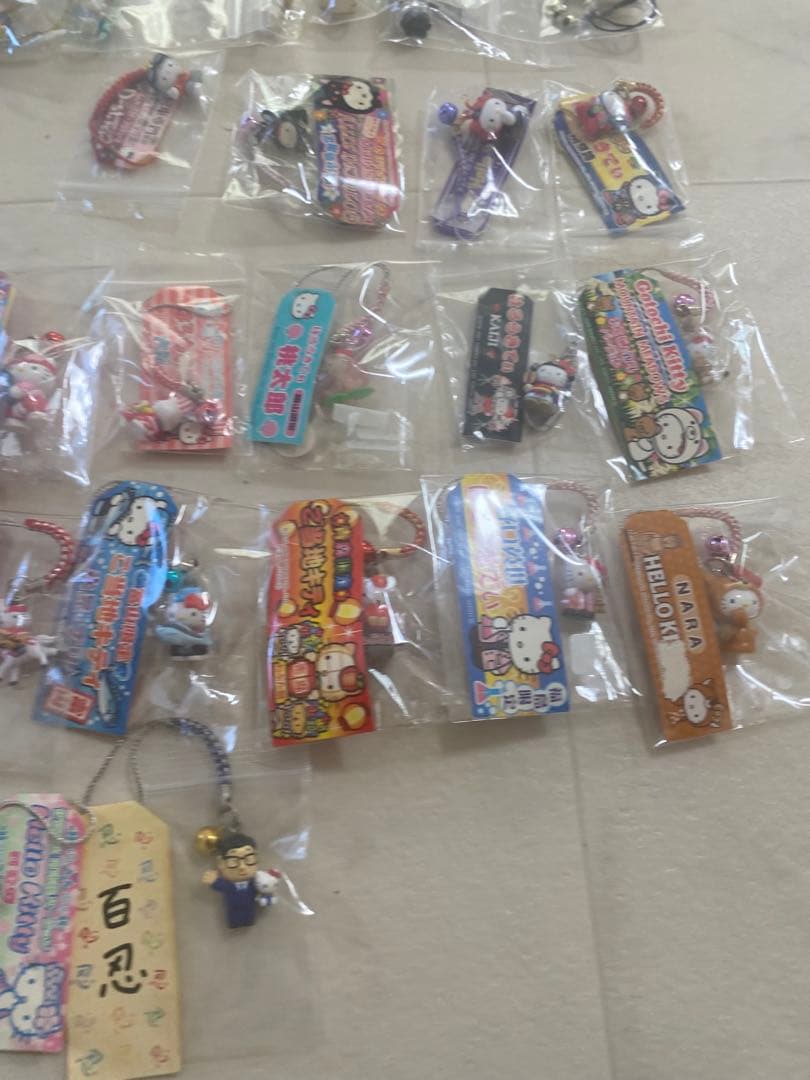 ハローキティ ストラップ セット ご当地　コラボ80点まとめ売り