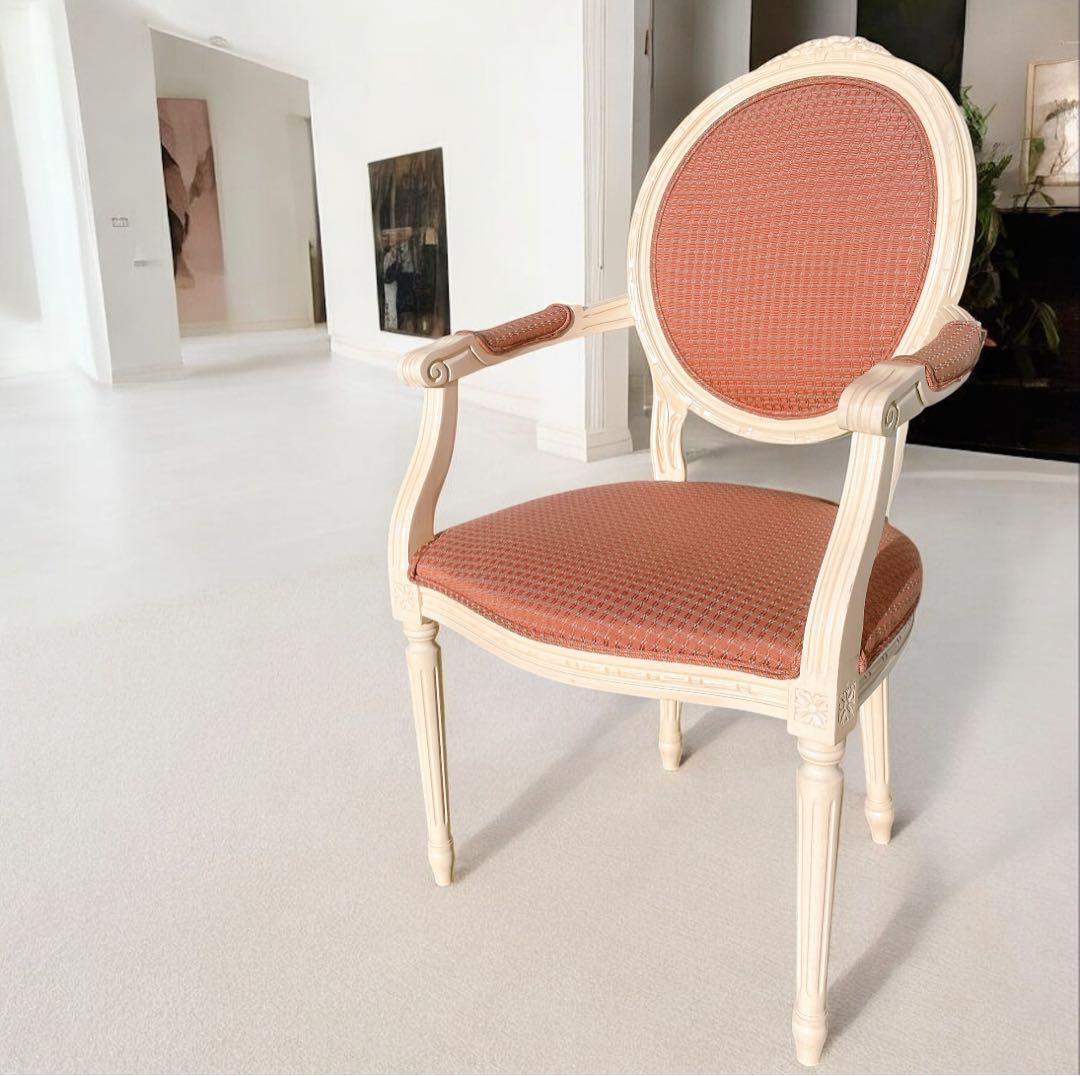 【美品②】ルイ16世様式 フランス華麗チェック織物張 メダリオンアームチェア