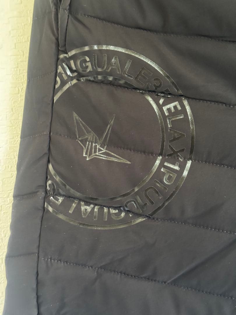 1PIU1UGUALE3 RELAX ウノピゥウノウグァーレトレ サークルロゴ