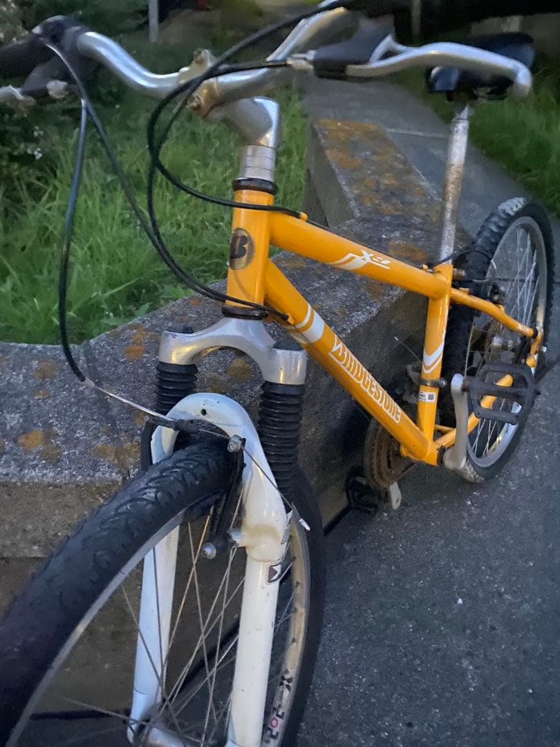 引き取り限定 BRIDGESTONE マウンテンバイク イエロー