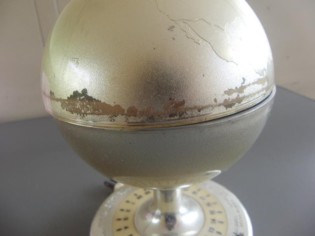 地球儀型デスクスタンド（ワールドタイム付き）