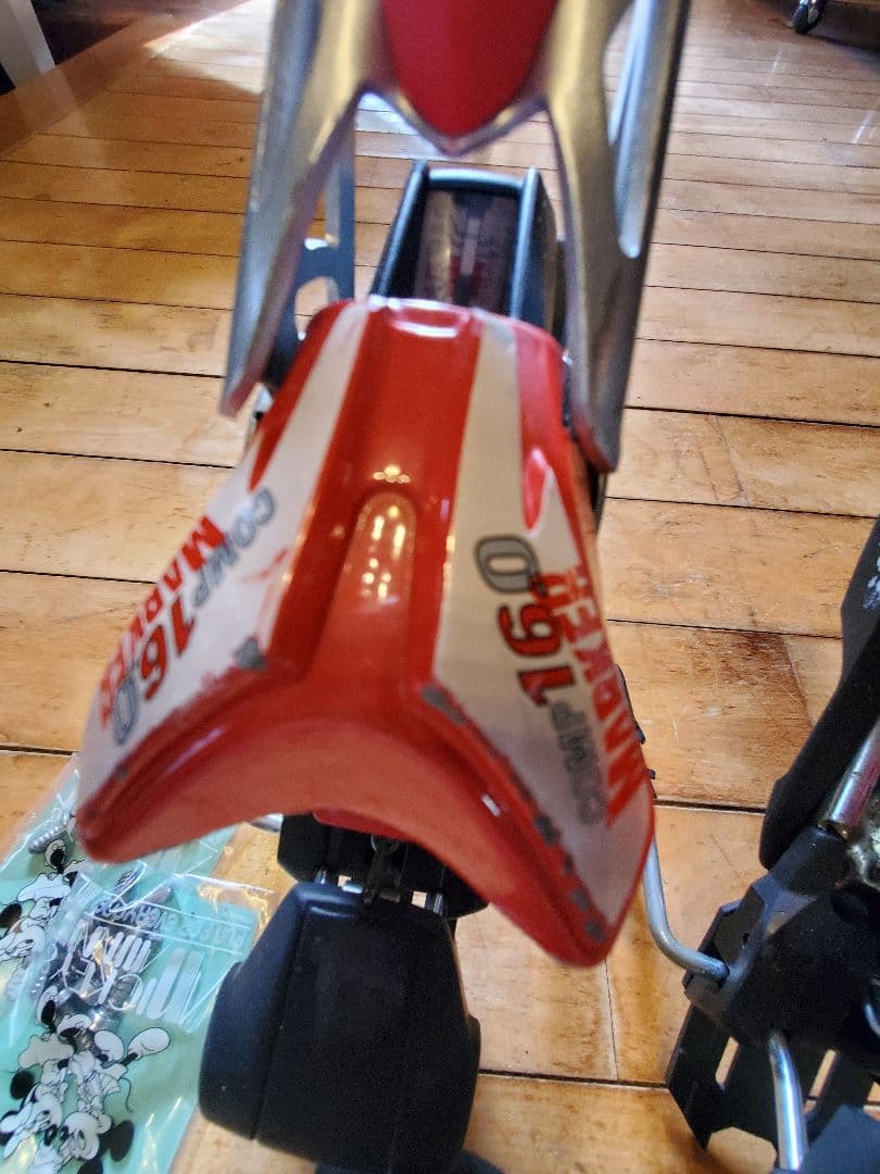 送料無料マーカー　コンプ16 スキー　ビンディング　選手　SAJ デモ　レーサー