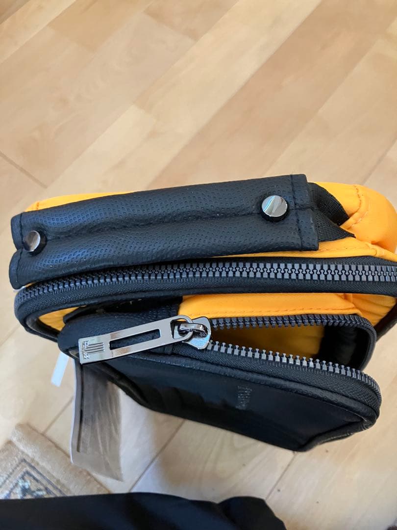 LANVIN SPORT ランバンスポーツ　ポーチ　ラウンドバック