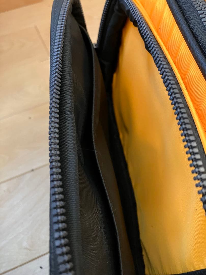 LANVIN SPORT ランバンスポーツ　ポーチ　ラウンドバック