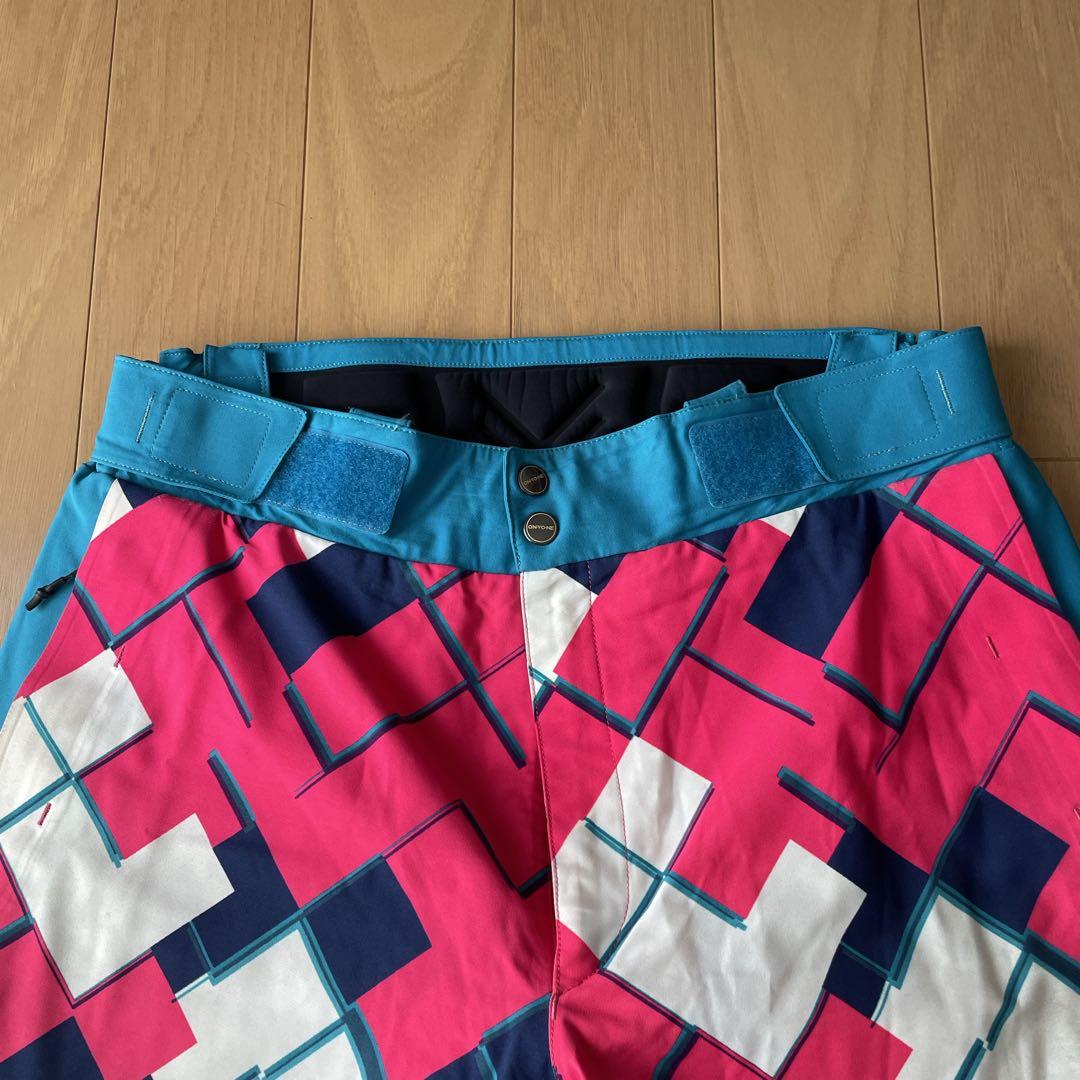 オンヨネ　ONYONE スキーウェア　デモチーム　サイズL 中古