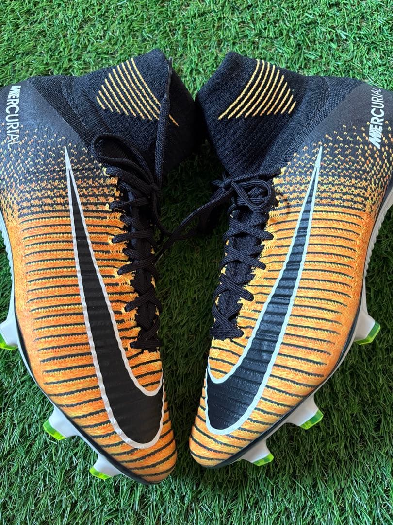 ナイキ マーキュリアルスーパーフライV FG