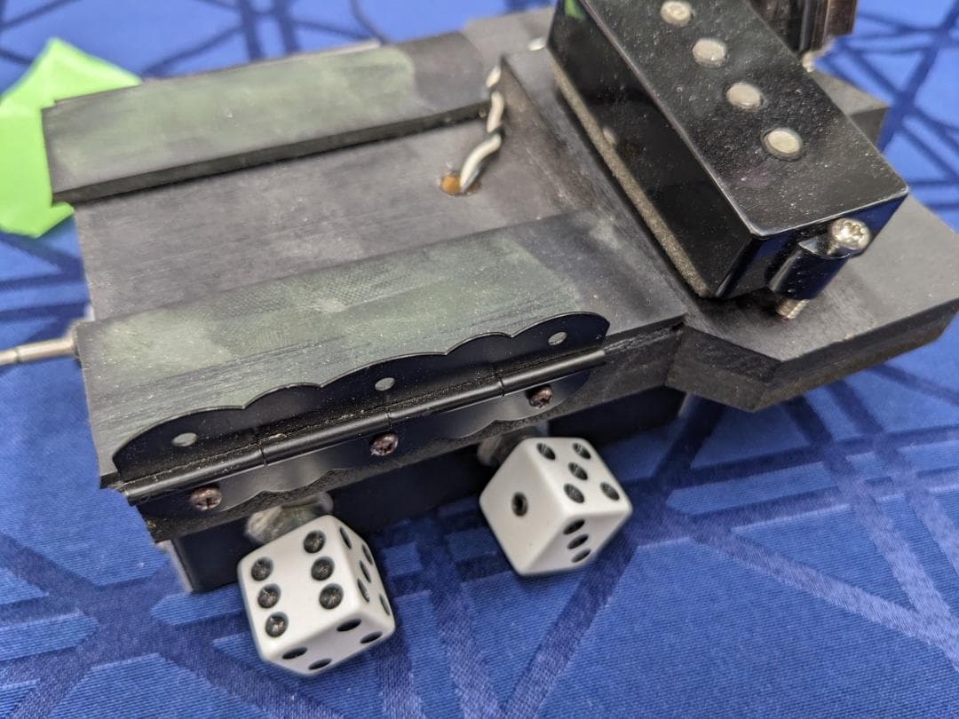 Billion GOLD 999　ウッドベース用 ピックアップ　ダイスノブ