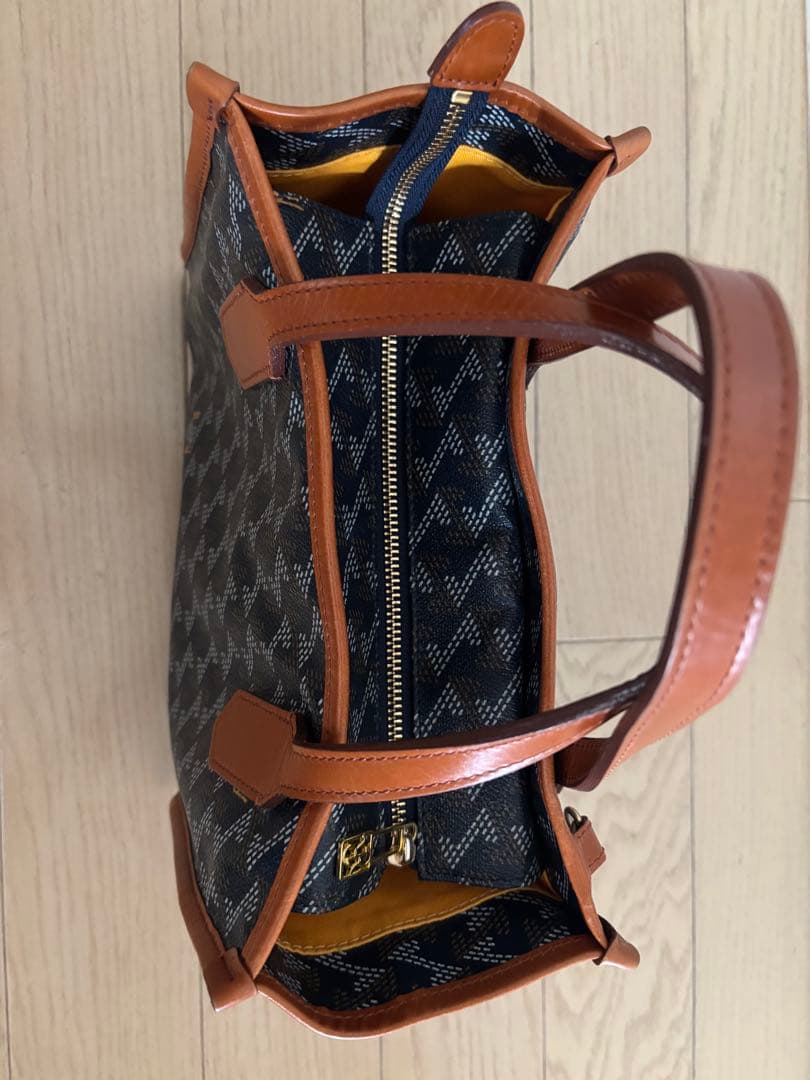 シ*カ様 ⭐︎レアカラー濃紺⭐︎resurrectionラニウス スクエア ミニ