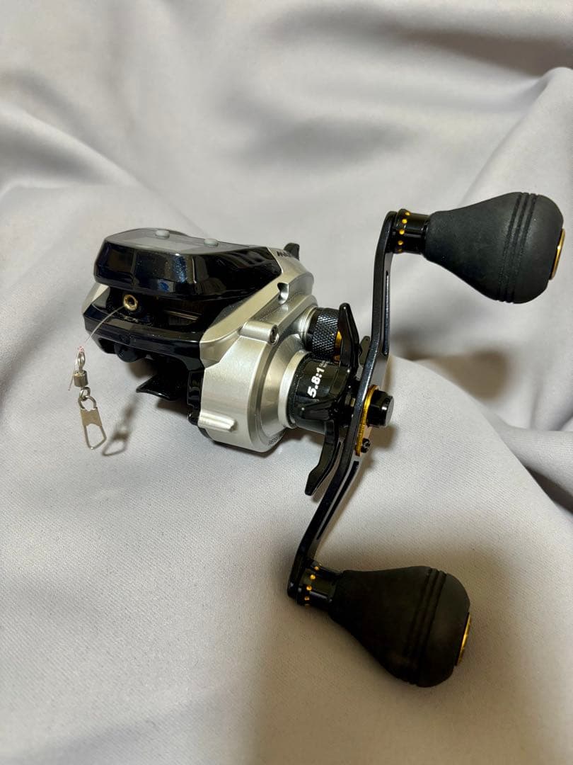 Abu Garcia MAX DLC-L ベイトリール（左）【PEライン付】