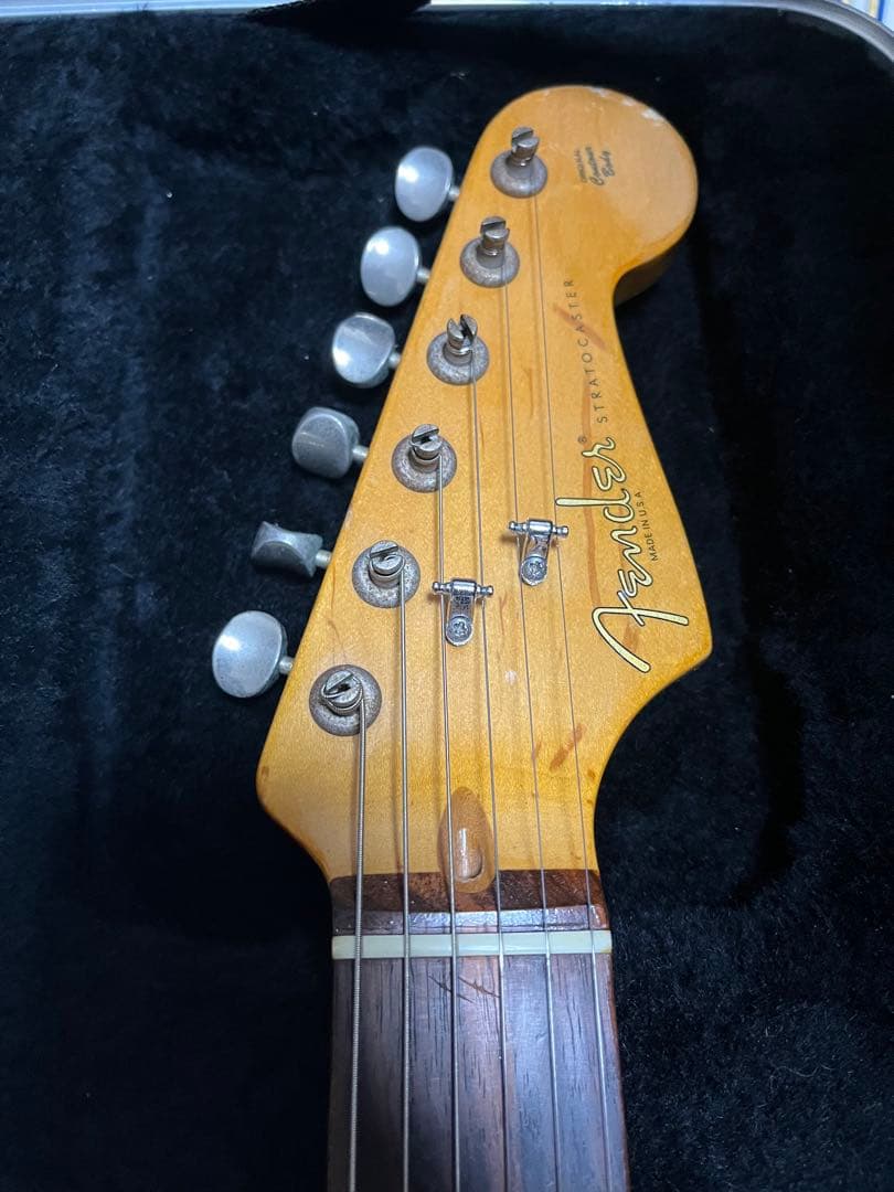 fender American Standard ストラト 純正ハードケース付き