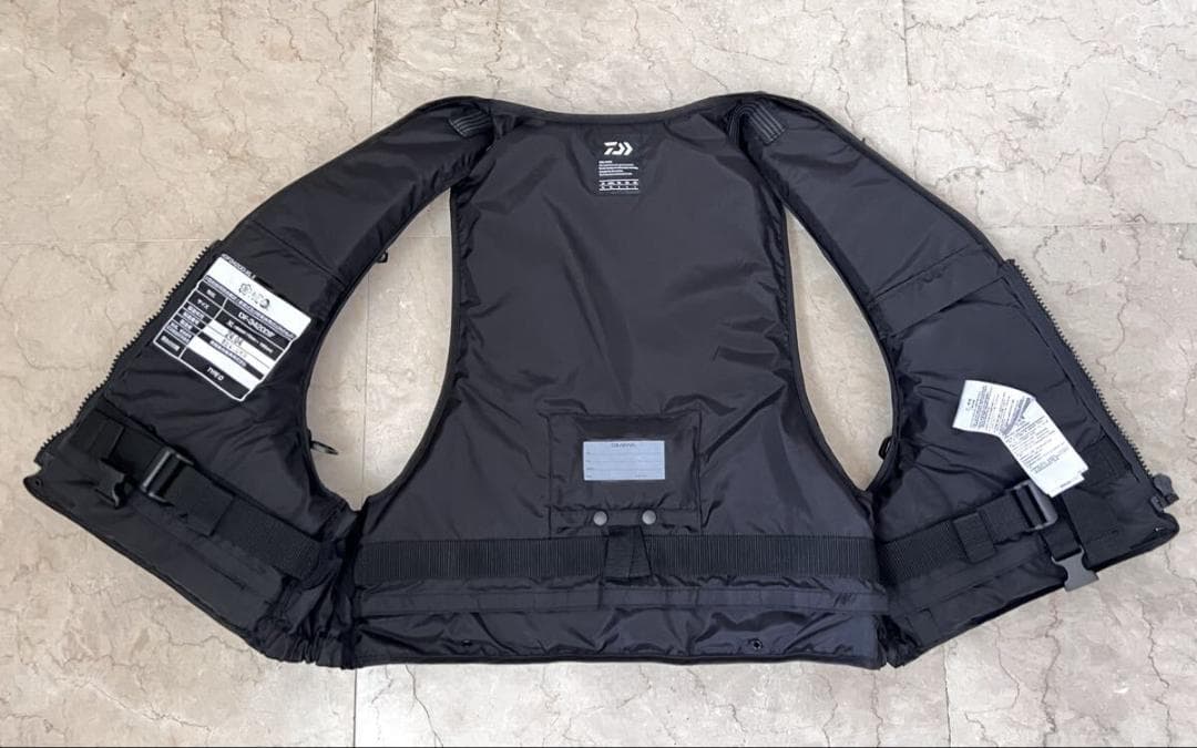 ダイワ DAIWA DF-3420 ブラック 小型船舶用救命胴衣TYPE-D