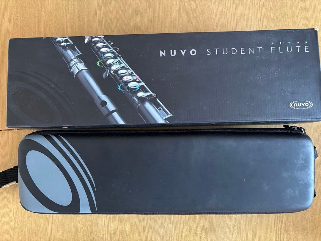 NUVO STUDENT FLUTE プラスチック フルート　ホワイト