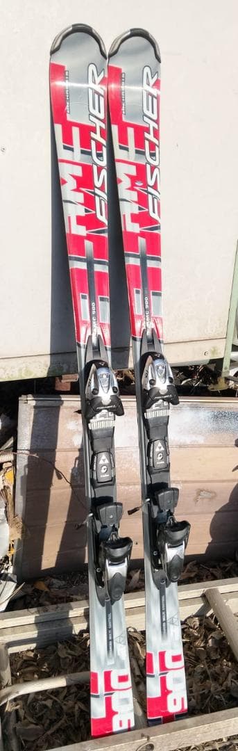 Fischer スキー板 赤/白/黒