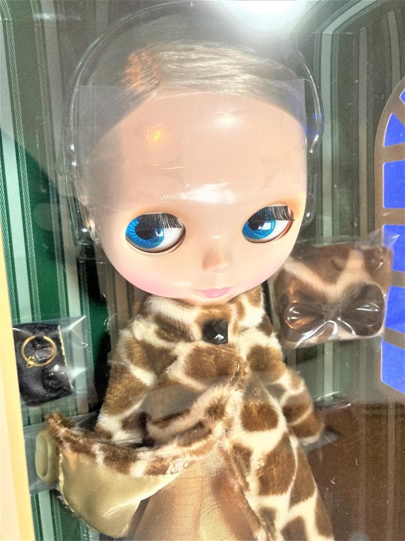 新品・未使用！Blytheshop限定　ネオブライス　カプチーノチャット♪