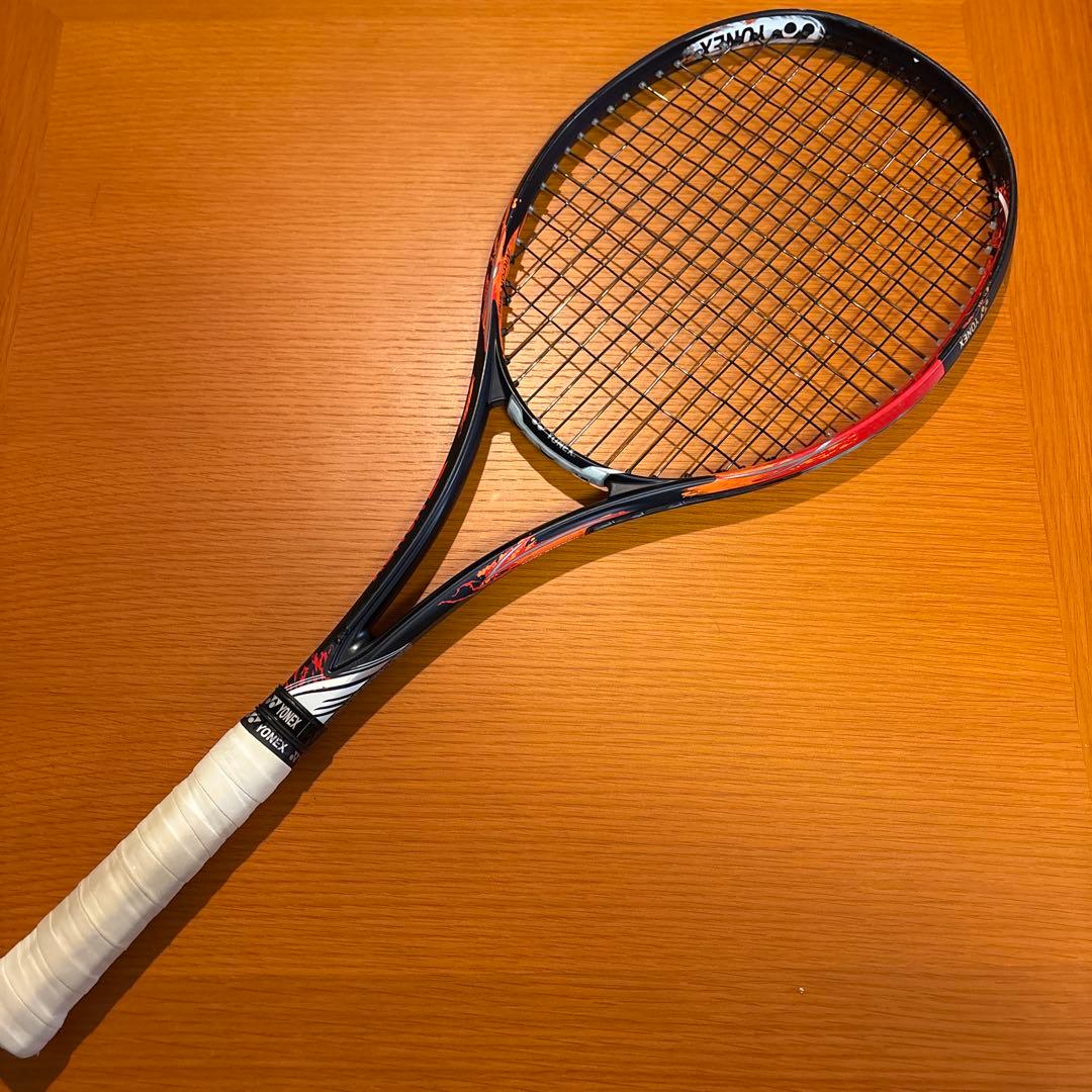 【４kizuna】Yonex テニスラケット ジオブレイク７０VS