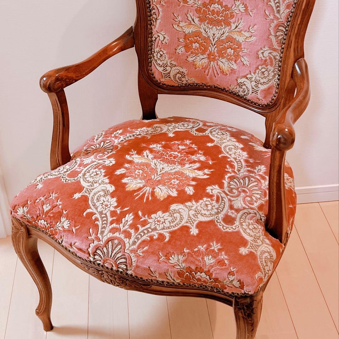 アンティークチェア　肘付き　ロココ調　猫足　ヴィンテージ　ピンク　イス　金華山張