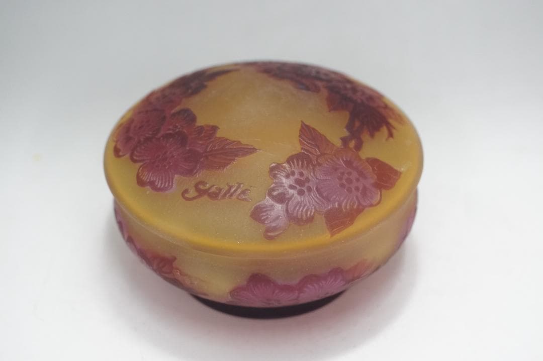 エミールガレ　ボンボニエール 蓋つき　カメオ彫り　被せガラス　高さ8cm