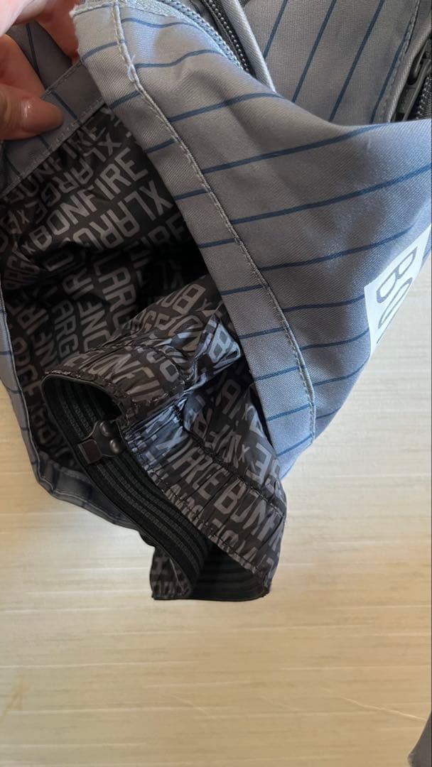 X LARGE×BONFIREスノーウェア　希少デザイン