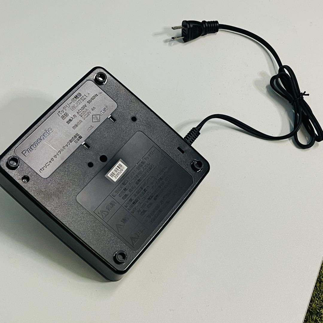 Panasonic 電動自転車用 充電器 NKJ075Z1 日本制動作品