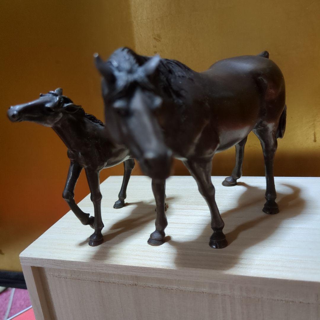 高岡銅器、親子馬のブロンズ彫刻（木箱付き）