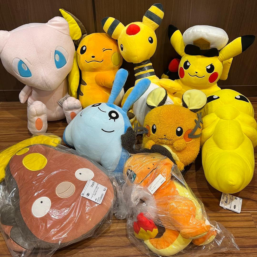 14☆ポケモン　BIGぬいぐるみ　まとめ売り　ピカチュウ　送料無料！9点