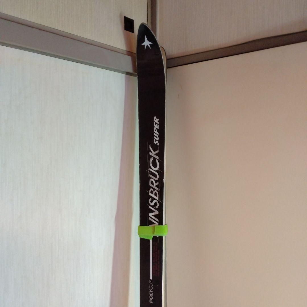 クナイスル　スキー板　ビンデンク付き