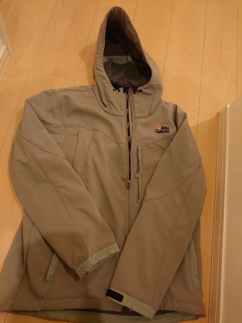 希少 アブガルシア 防寒ジャケット ウェア グレー
