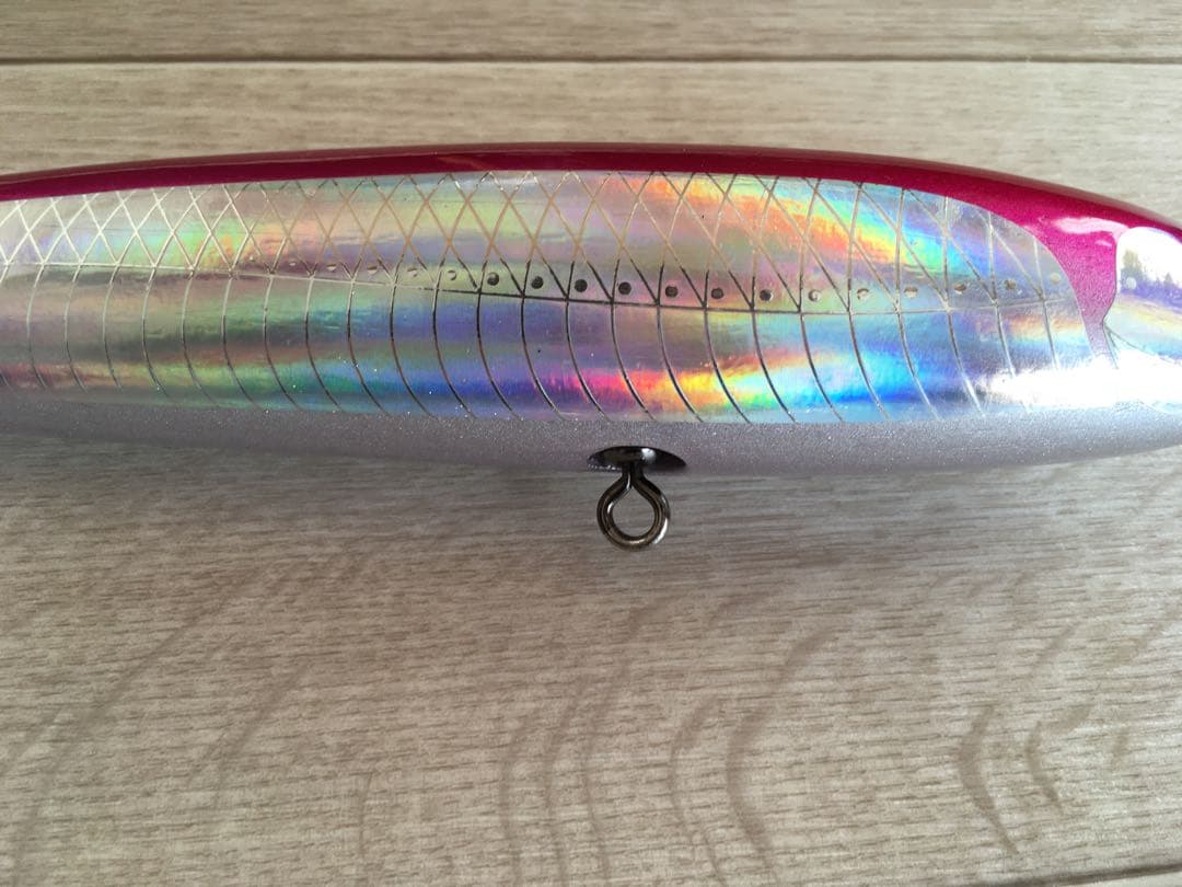 Ryan CB ONE 230mmルアー ピンク・シルバー