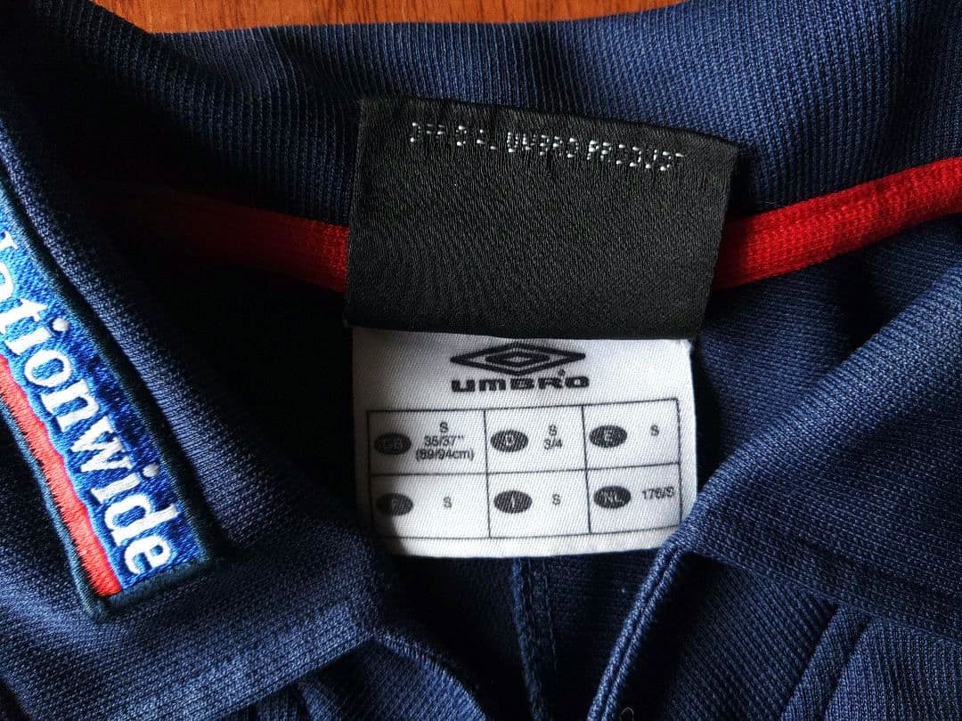 【希少】UMBRO イングランド代表　ポロシャツ Nationwide Sサイズ