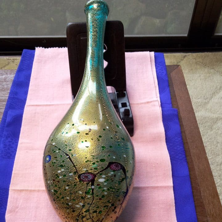 金採象巌光林琳派花器硝子