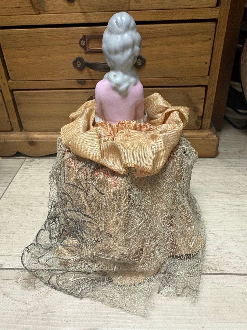 フランス　アンティークドール　貴婦人