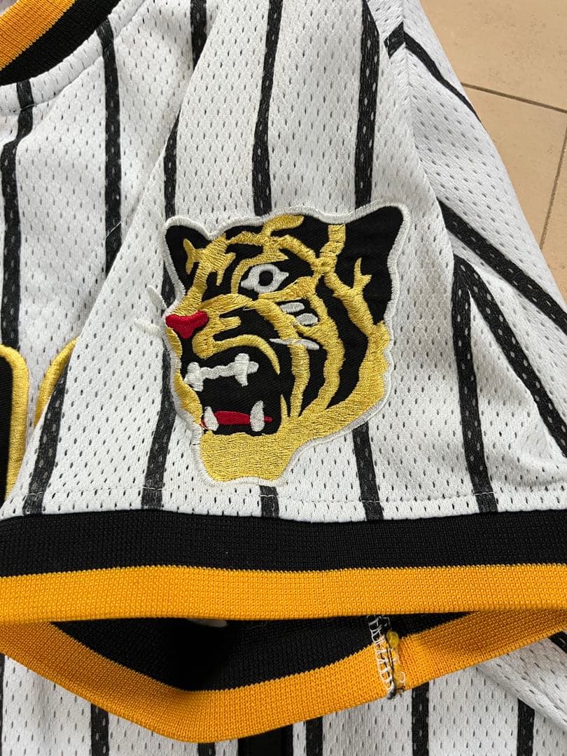 阪神タイガース鳥谷選手　 復刻ユニフォーム　LLサイズ