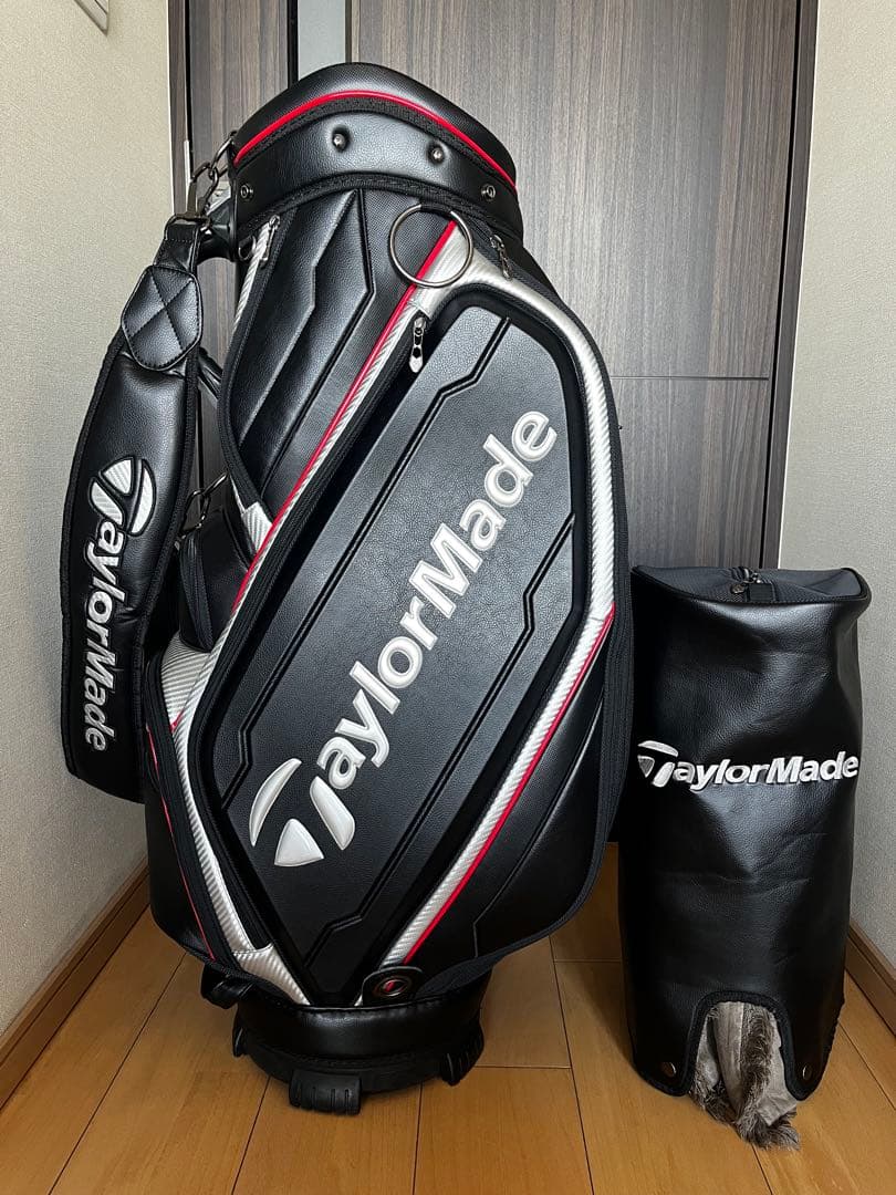 超美品！テーラーメイド　ハイグレード黒キャディバッグ　大きめ　9.5型　レザー調