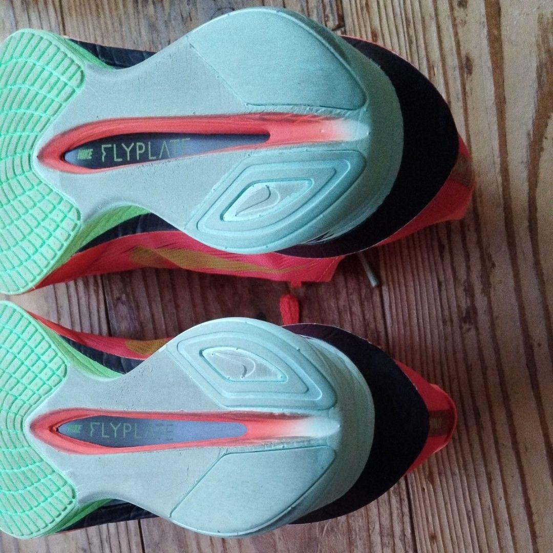 ナイキ ヴェイパーフライ 4 ほぼ新品 26.0cm