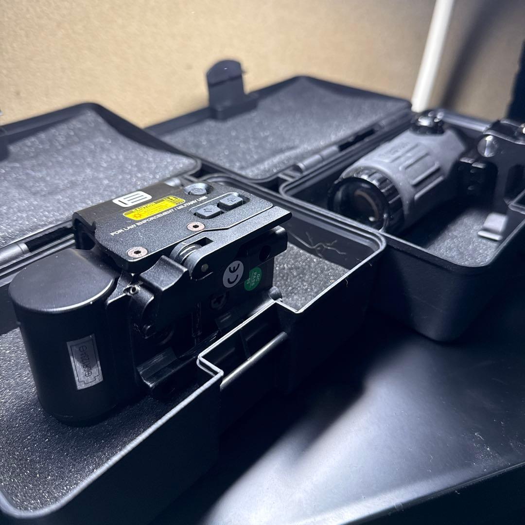 EOTech ホロサイト&ブースター + ケース付き レプリカ品
