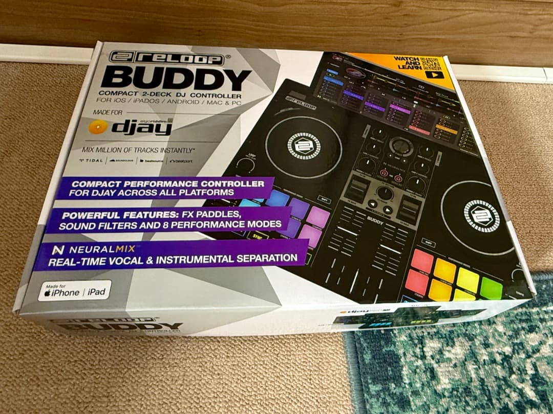 Reloop Buddy DJコントローラー + ケース