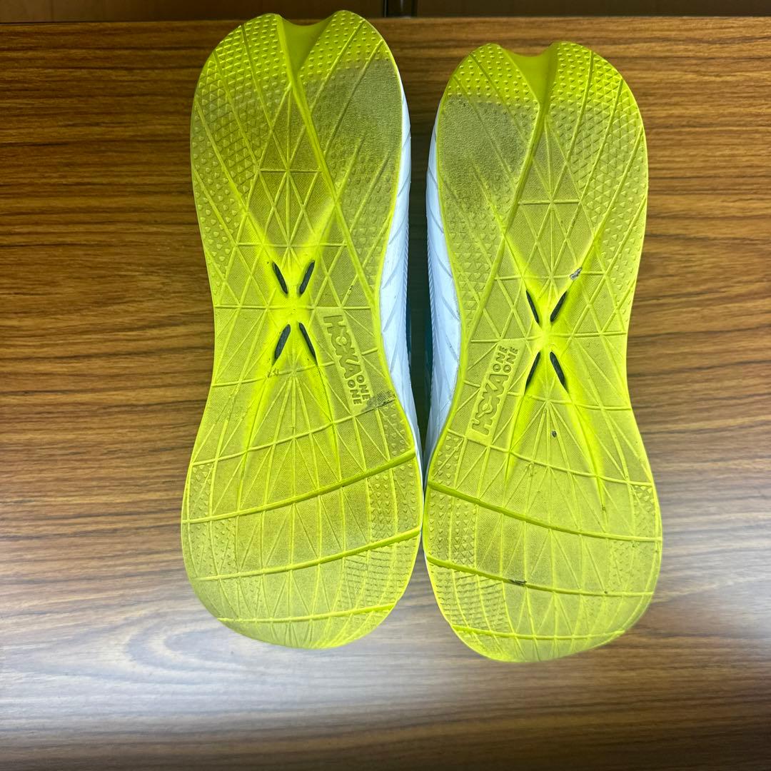 スパイク・シューズ HOKA CARBON X 2  28.5cm
