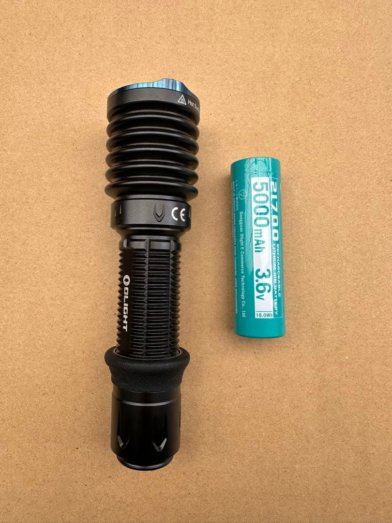 Olight オーライトWarrior X3懐中電灯 ledフラッシュライト