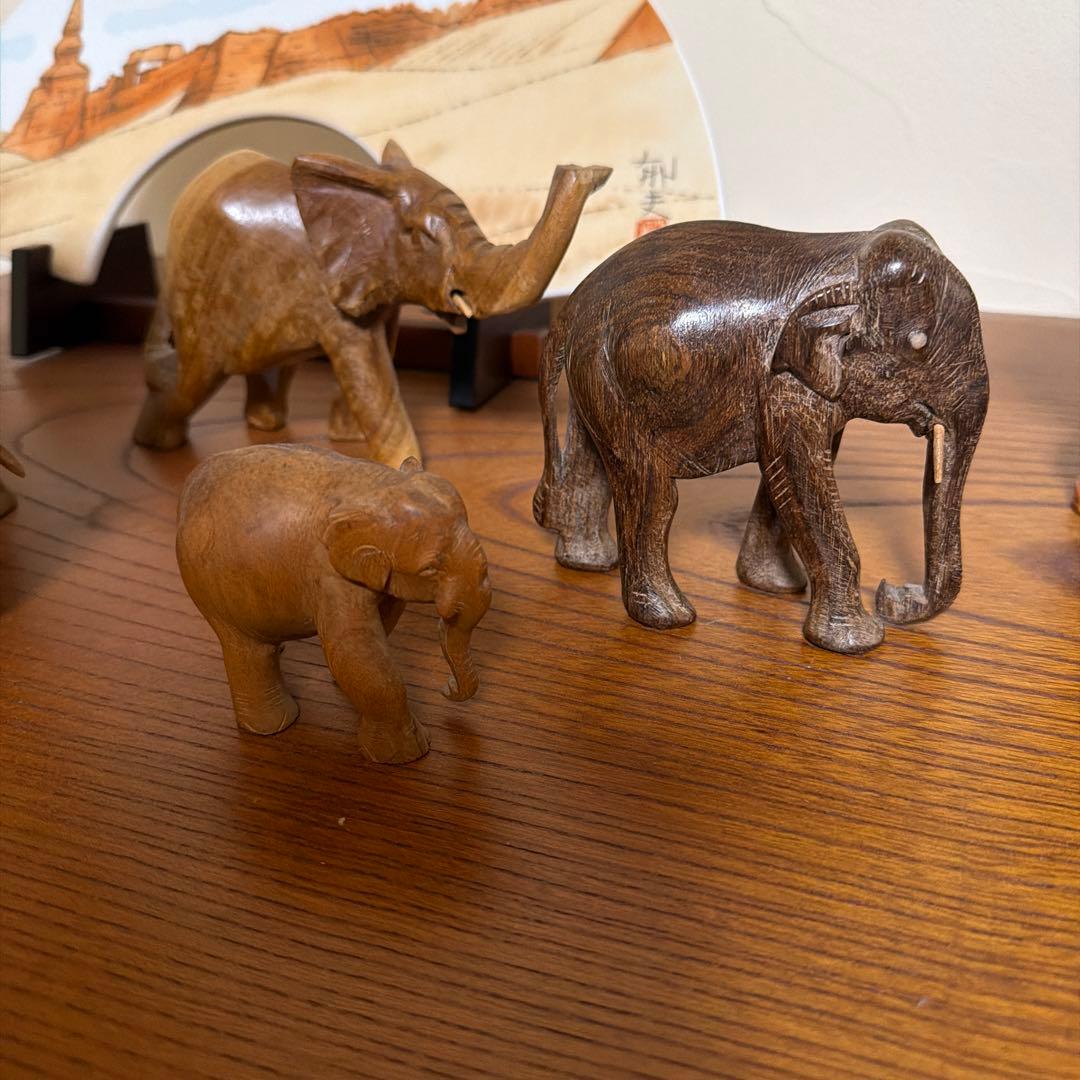 材質不明　木製親子象彫刻
