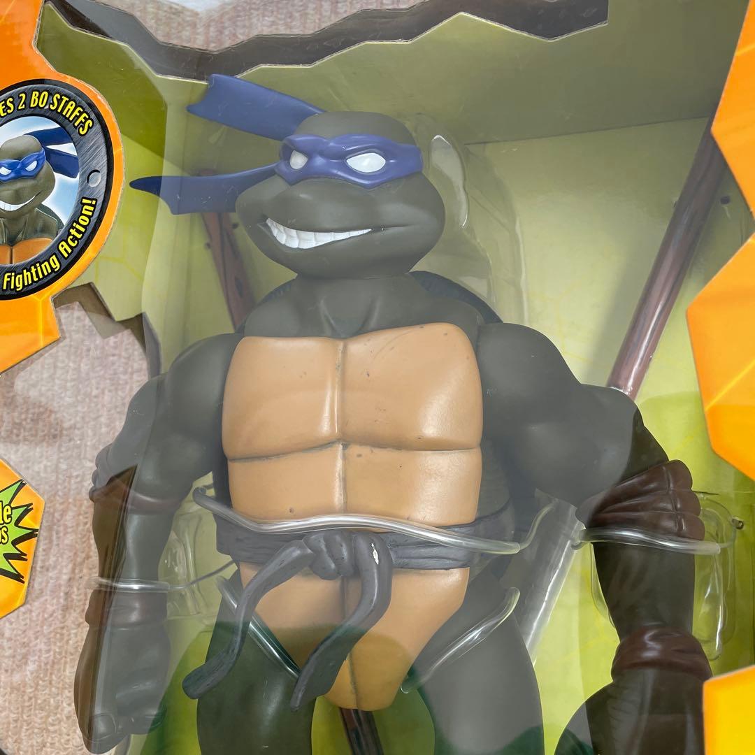 ミュータントタートルズ　ジャイアント　フィギュア