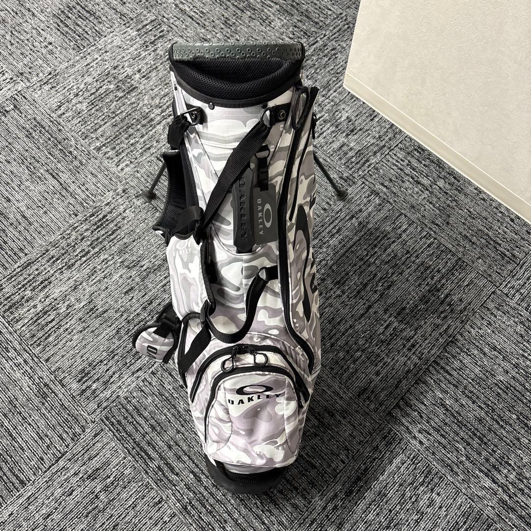 OAKLEY ホワイトカモフラージュ スタンドバッグ