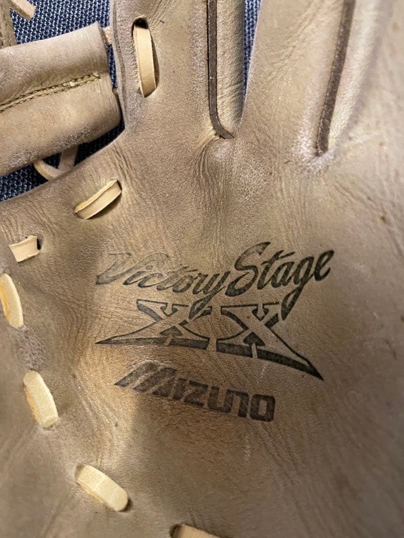 良型　野球 硬式グローブ 一般用　大人　右投げ　グラブ　内野　ビクトリーステージ